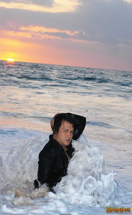 Foto Tata Liem