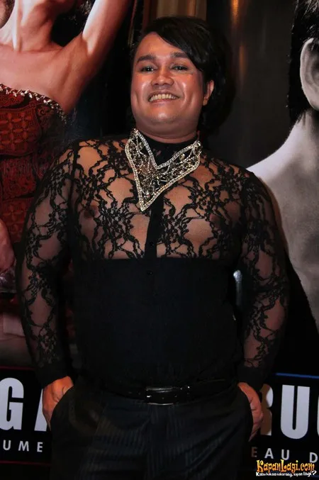 Foto Tata Liem