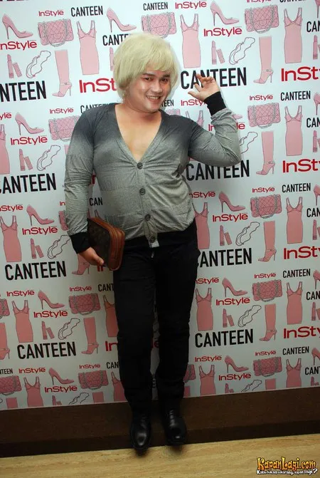 Foto Tata Liem