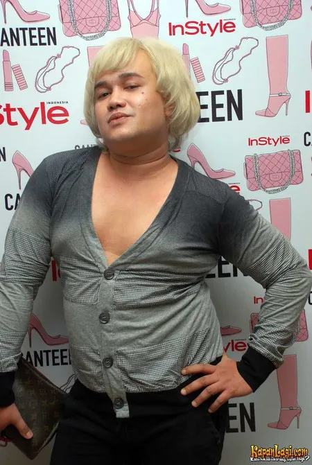 Foto Tata Liem