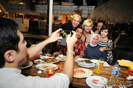 Foto Tata Liem