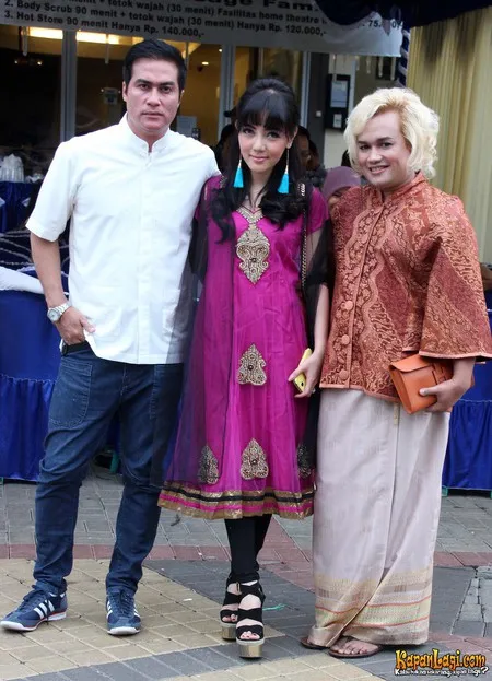 Foto Tata Liem