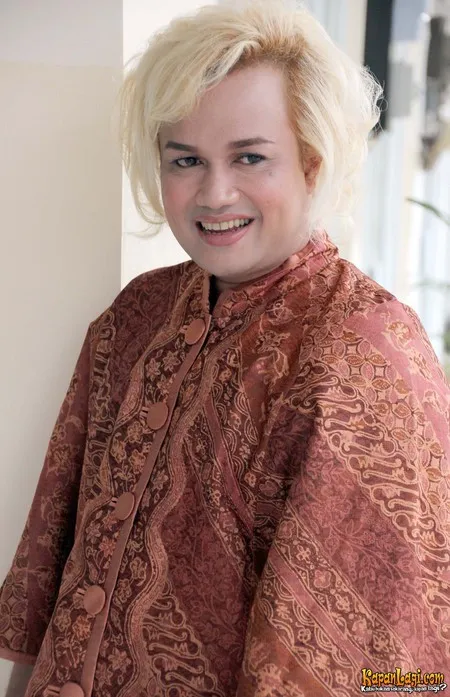 Foto Tata Liem
