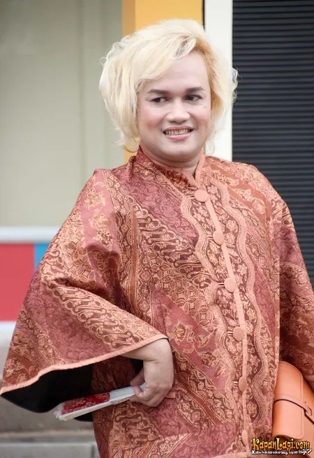 Foto Tata Liem