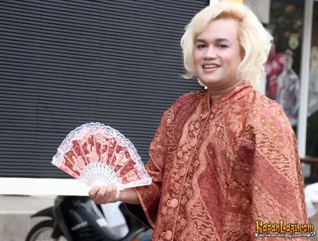Foto Tata Liem