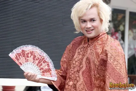 Foto Tata Liem