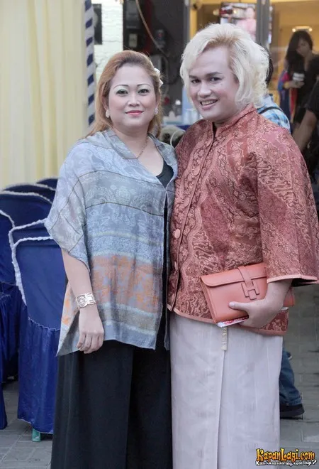Foto Tata Liem