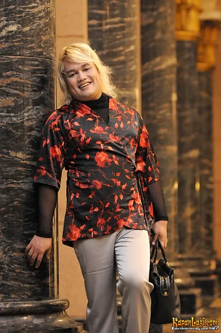 Foto Tata Liem