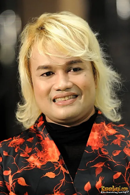 Foto Tata Liem