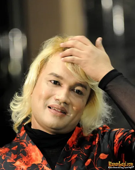 Foto Tata Liem