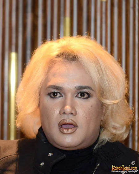 Foto Tata Liem