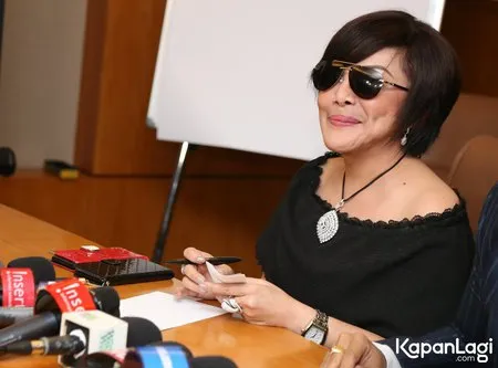 Foto Tati Kurniawati