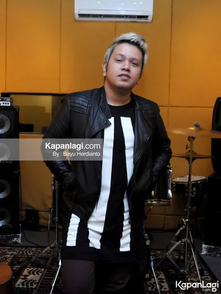 Foto Tengku Shafick