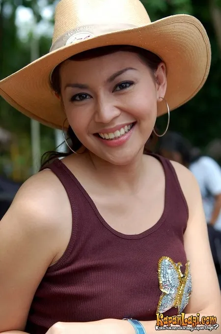 Foto Tessa Kaunang