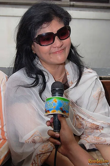 Foto Tetty Liz Indriaty