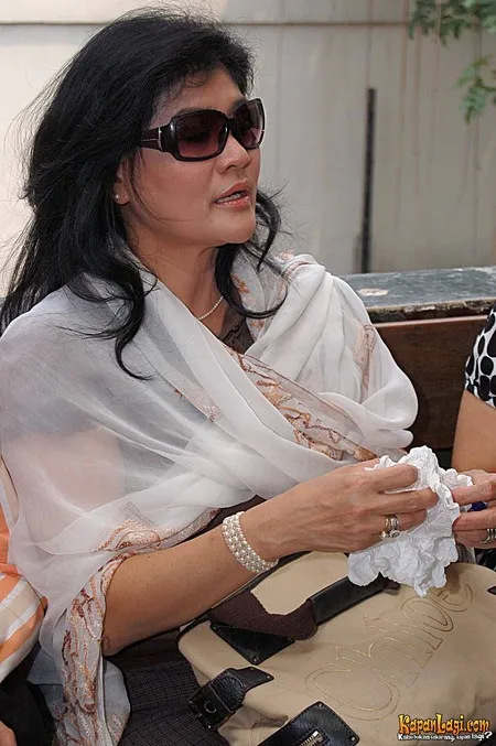 Foto Tetty Liz Indriaty