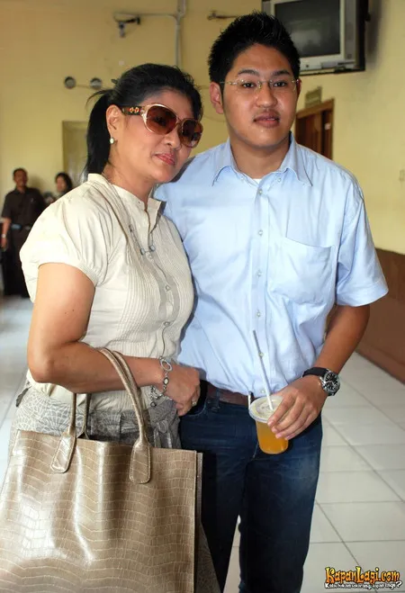 Foto Tetty Liz Indriaty