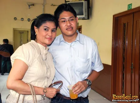 Foto Tetty Liz Indriaty