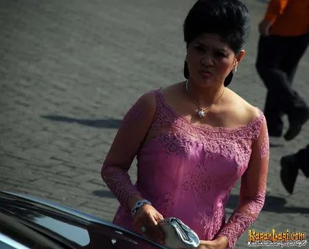 Foto Tetty Liz Indriaty