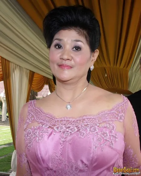 Foto Tetty Liz Indriaty