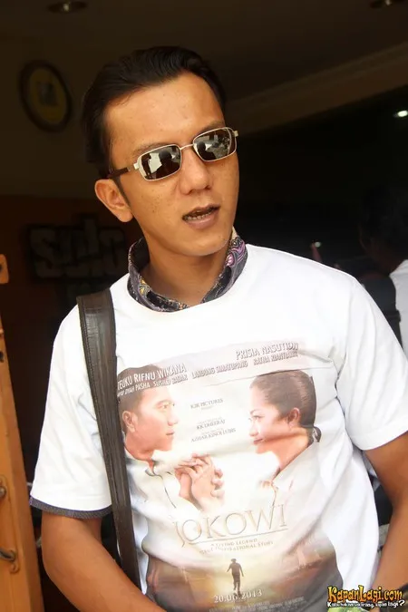 Foto Teuku Rifnu Wikana