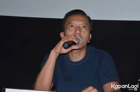 Foto Teuku Rifnu Wikana