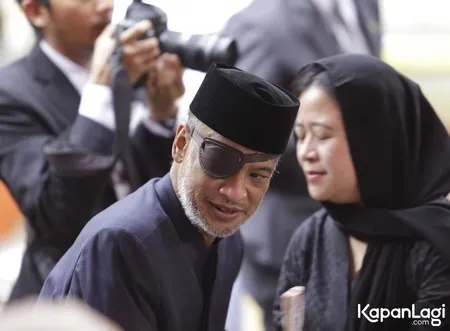 Foto Thareq Kemal Habibie
