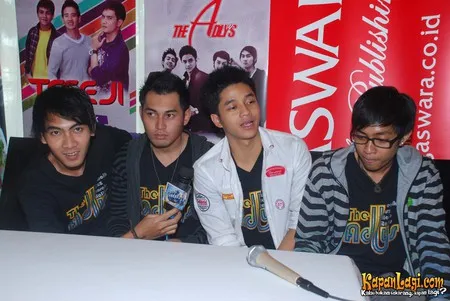 Foto The Adlys