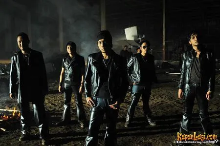 Foto The Heroes