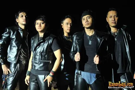 Foto The Heroes