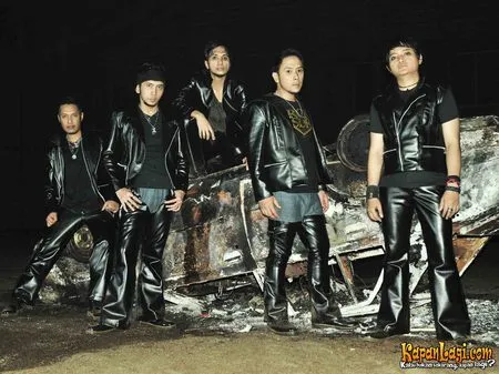 Foto The Heroes