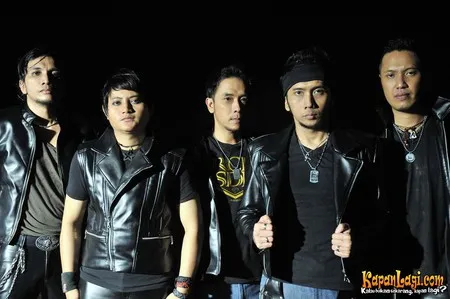 Foto The Heroes