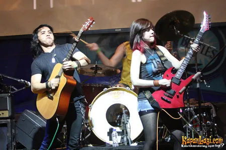 Foto The PainKillers