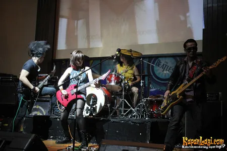 Foto The PainKillers