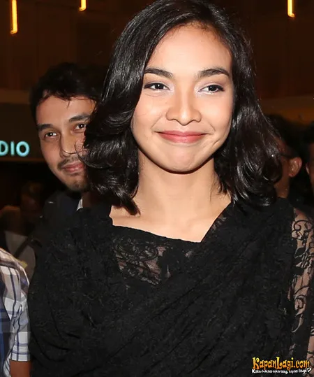 Foto Tika Bravani
