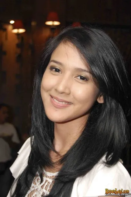 Foto Tika Putri