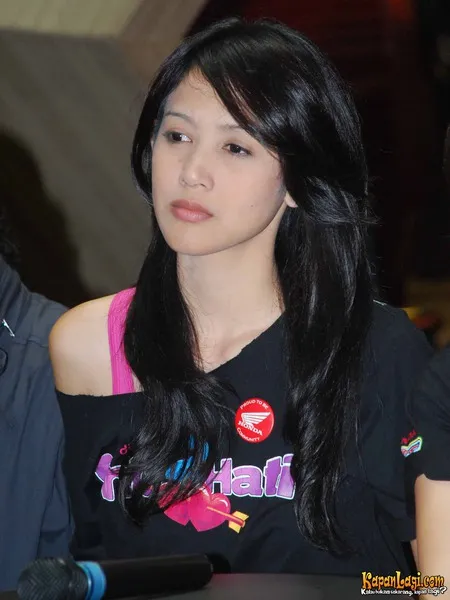 Foto Tika Putri