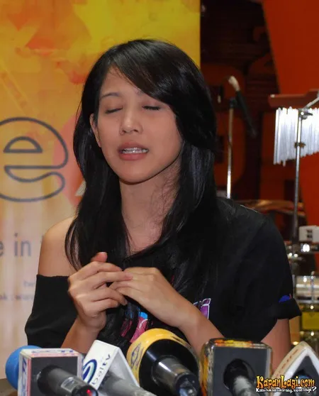 Foto Tika Putri