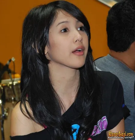 Foto Tika Putri