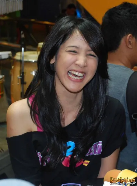 Foto Tika Putri