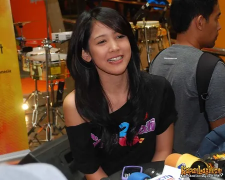 Foto Tika Putri