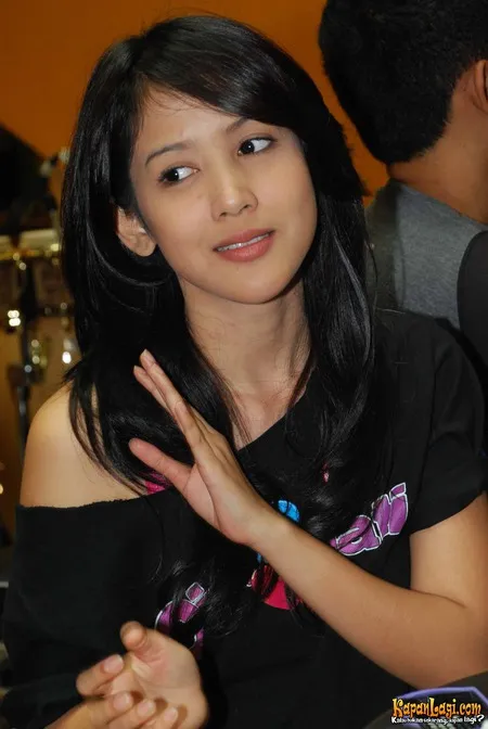 Foto Tika Putri