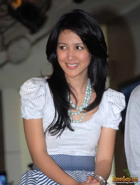 Foto Tika Putri