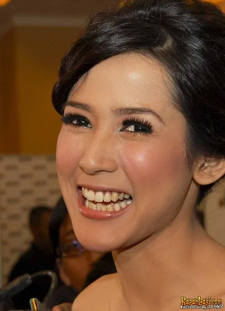 Foto Tika Putri