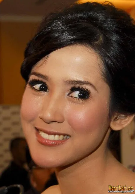 Foto Tika Putri