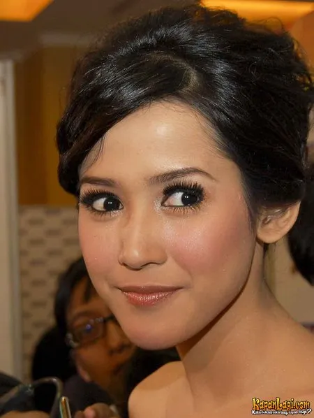 Foto Tika Putri