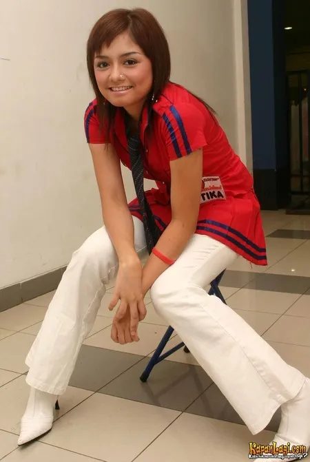 Foto Tika Ramlan