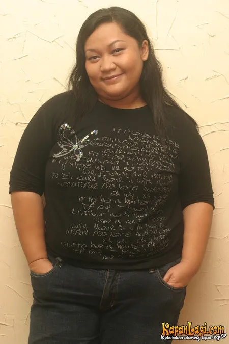 Foto Tike Priatnakusumah