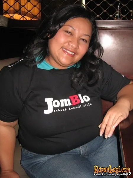 Foto Tike Priatnakusumah