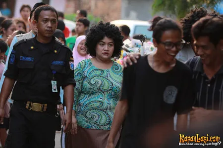 Foto Tike Priatnakusumah